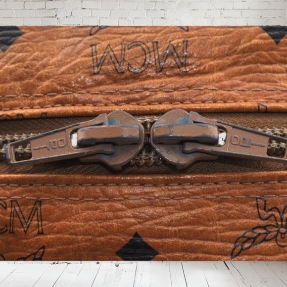 MCM Visetos Leather Boston Bag Brown Unisex Vintage - Picture 11 of 17